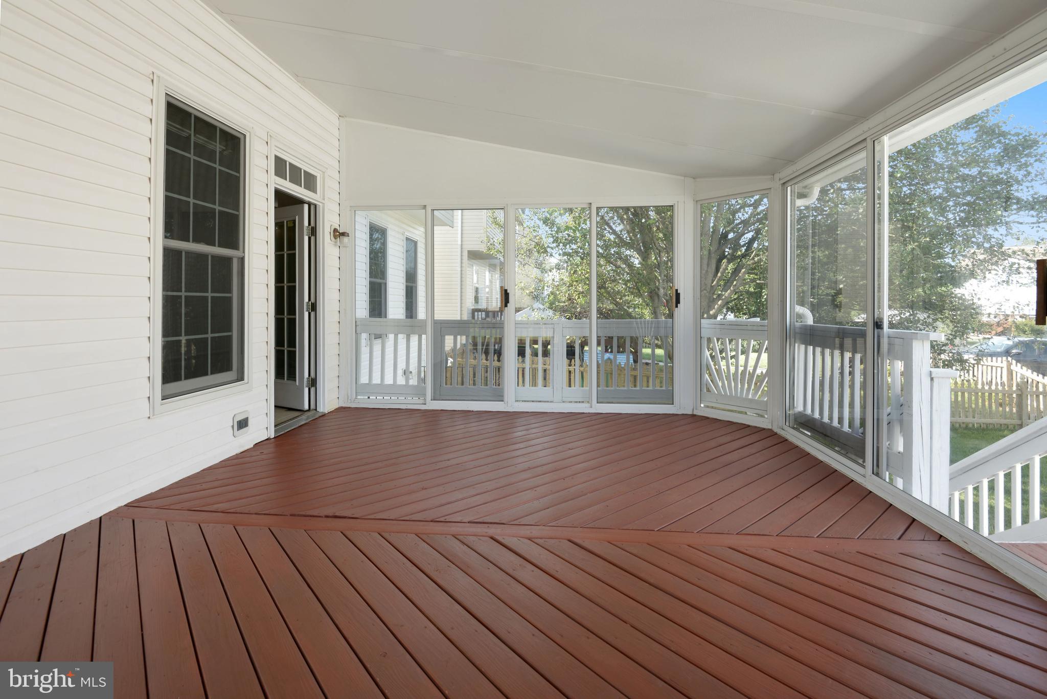 SOUTH RIDING - Residential