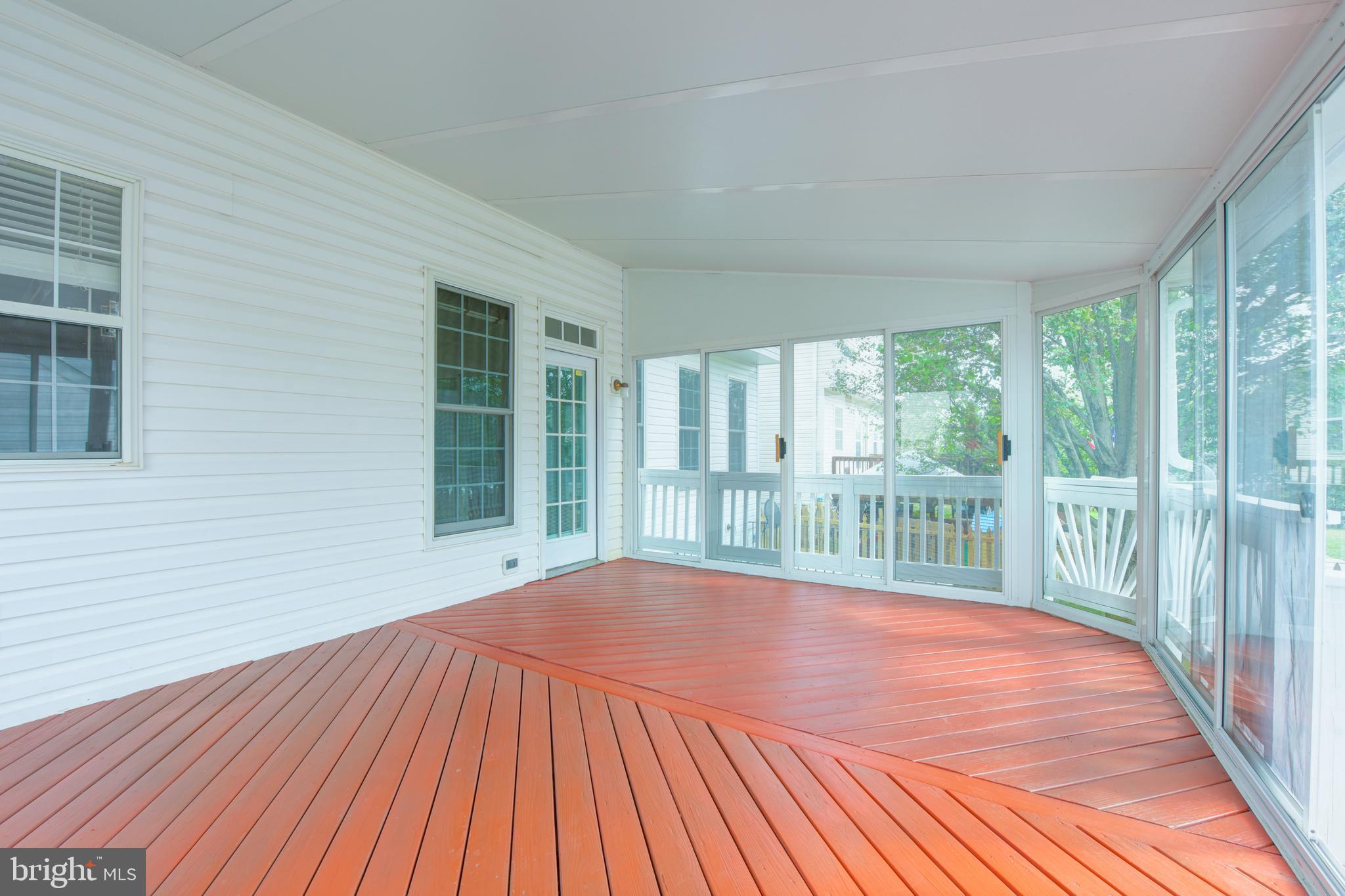 SOUTH RIDING - Residential