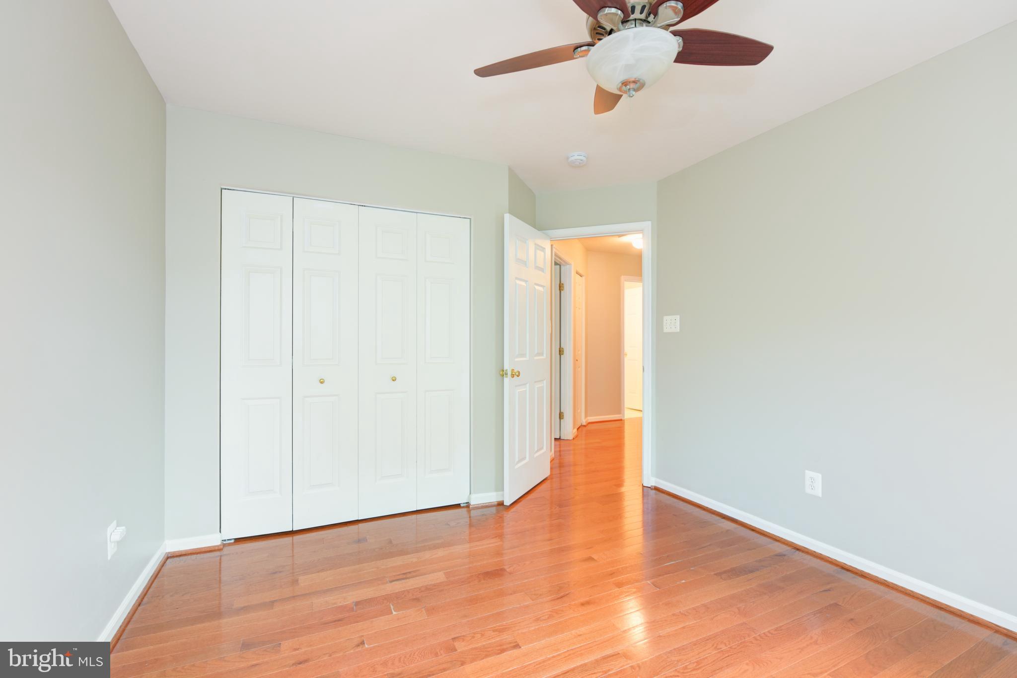 SOUTH RIDING - Residential