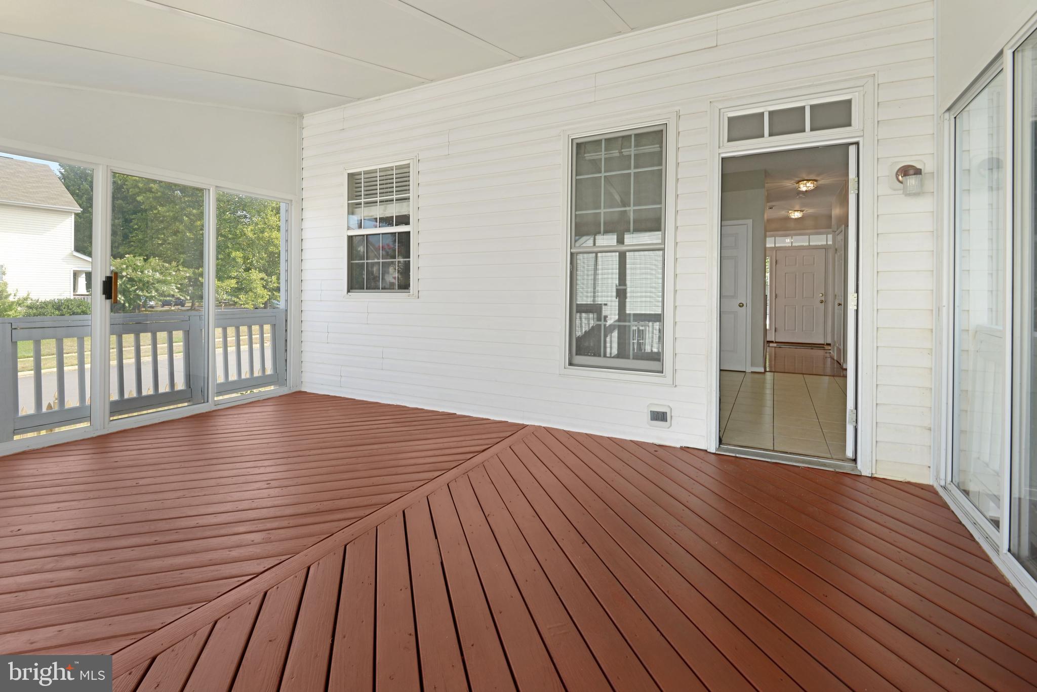 SOUTH RIDING - Residential