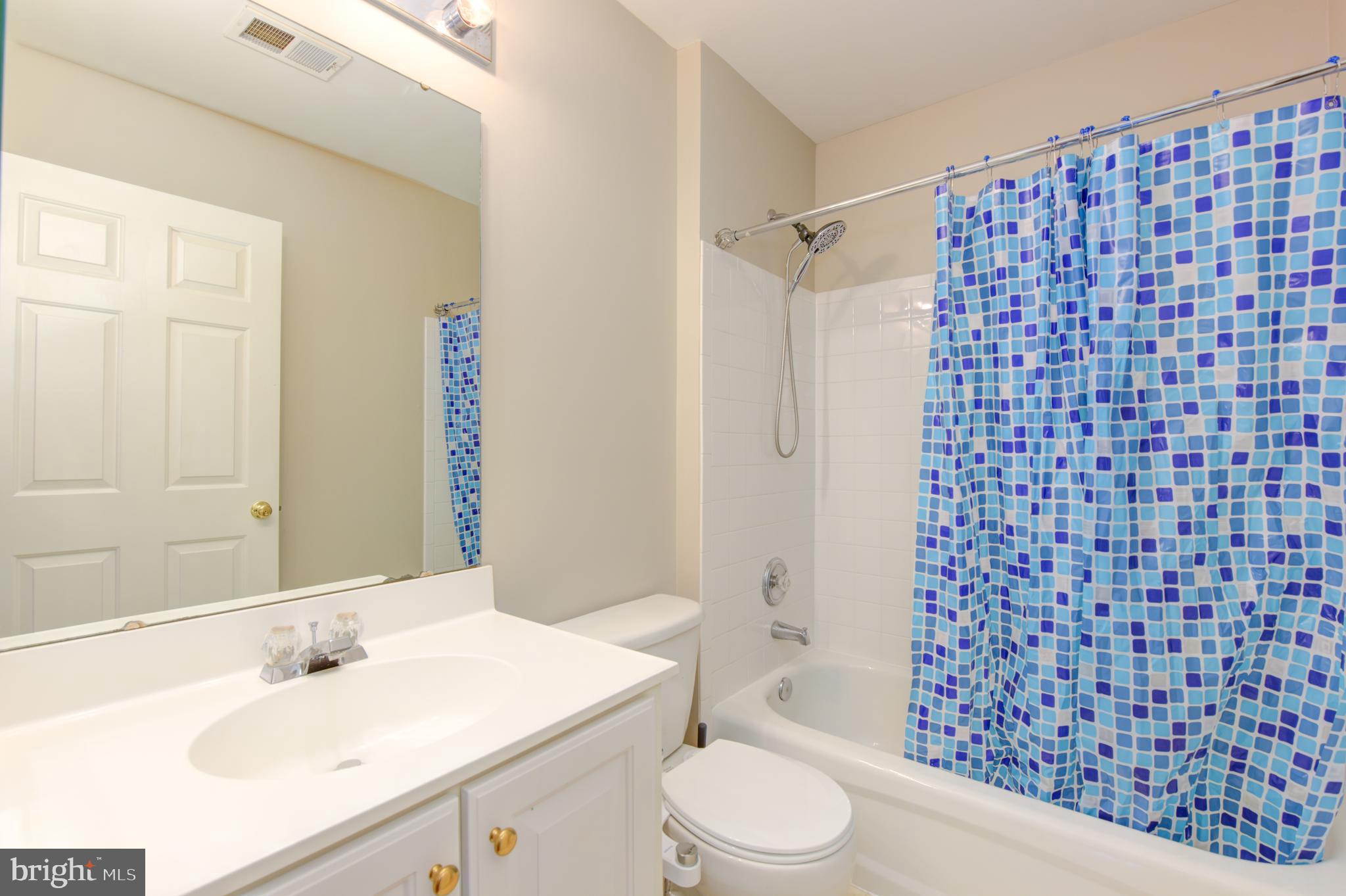 SOUTH RIDING - Residential