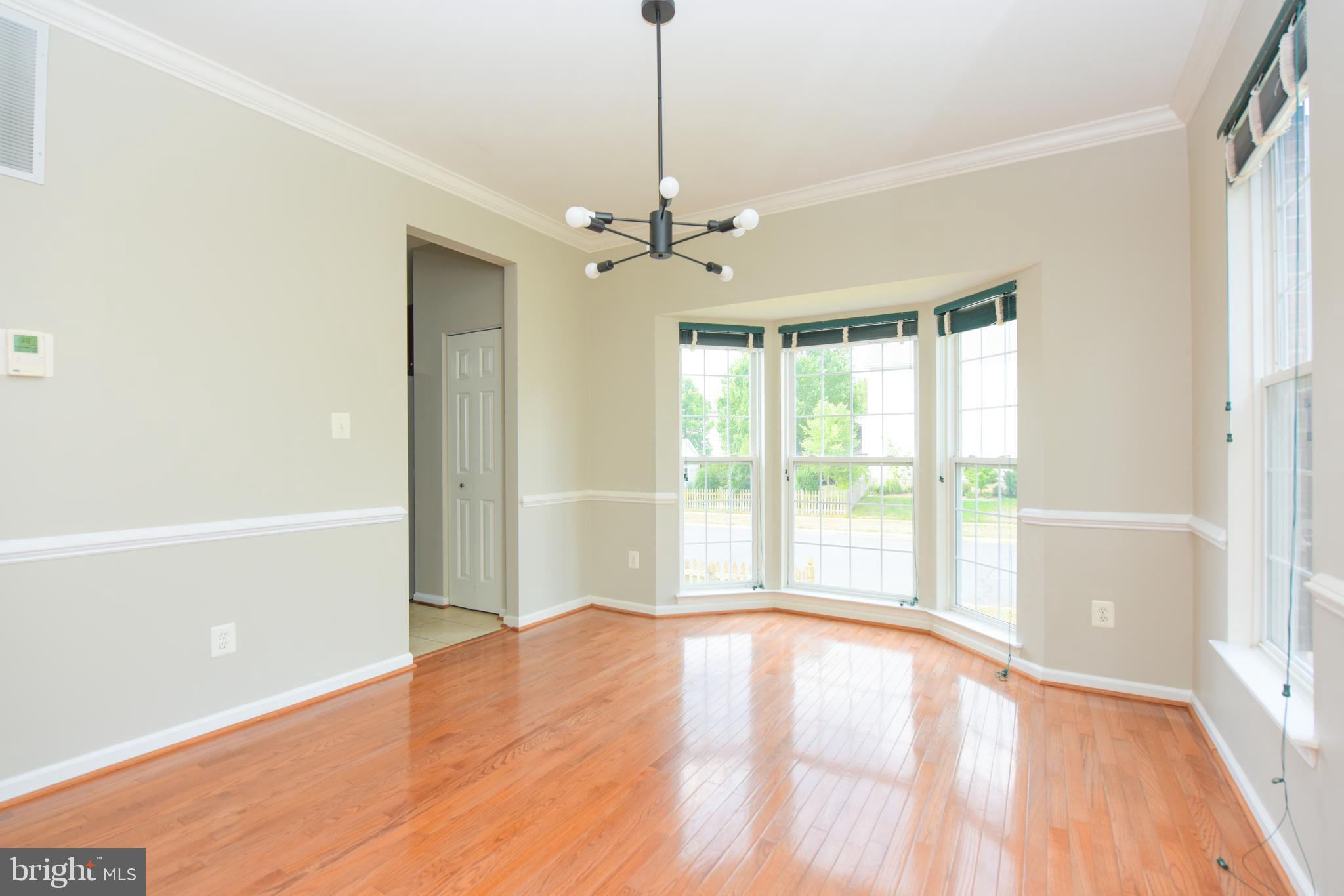 SOUTH RIDING - Residential