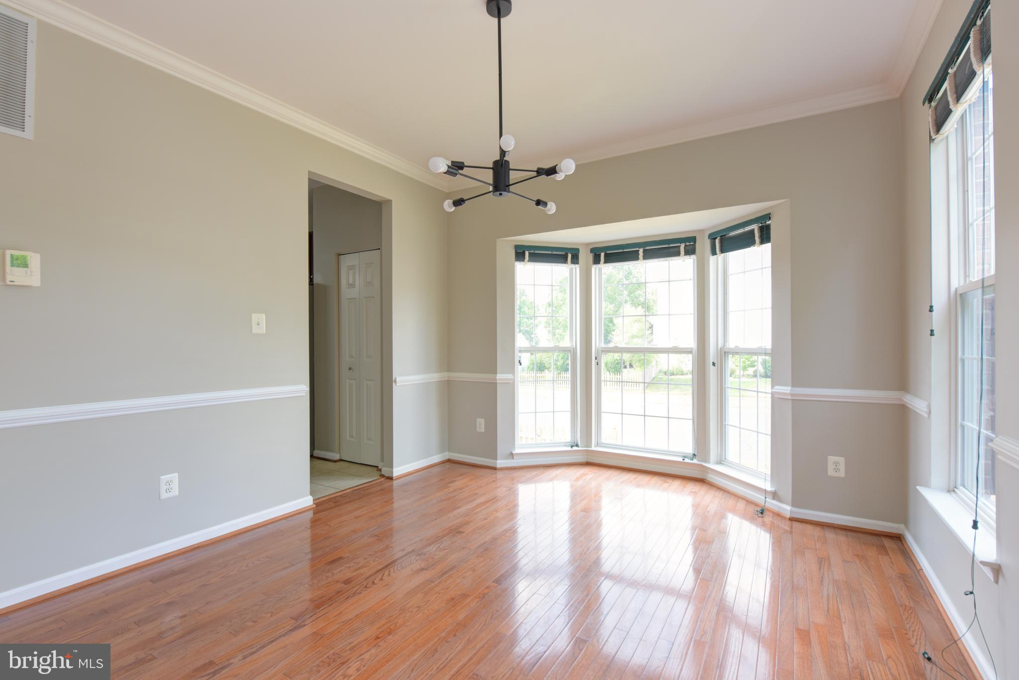 SOUTH RIDING - Residential