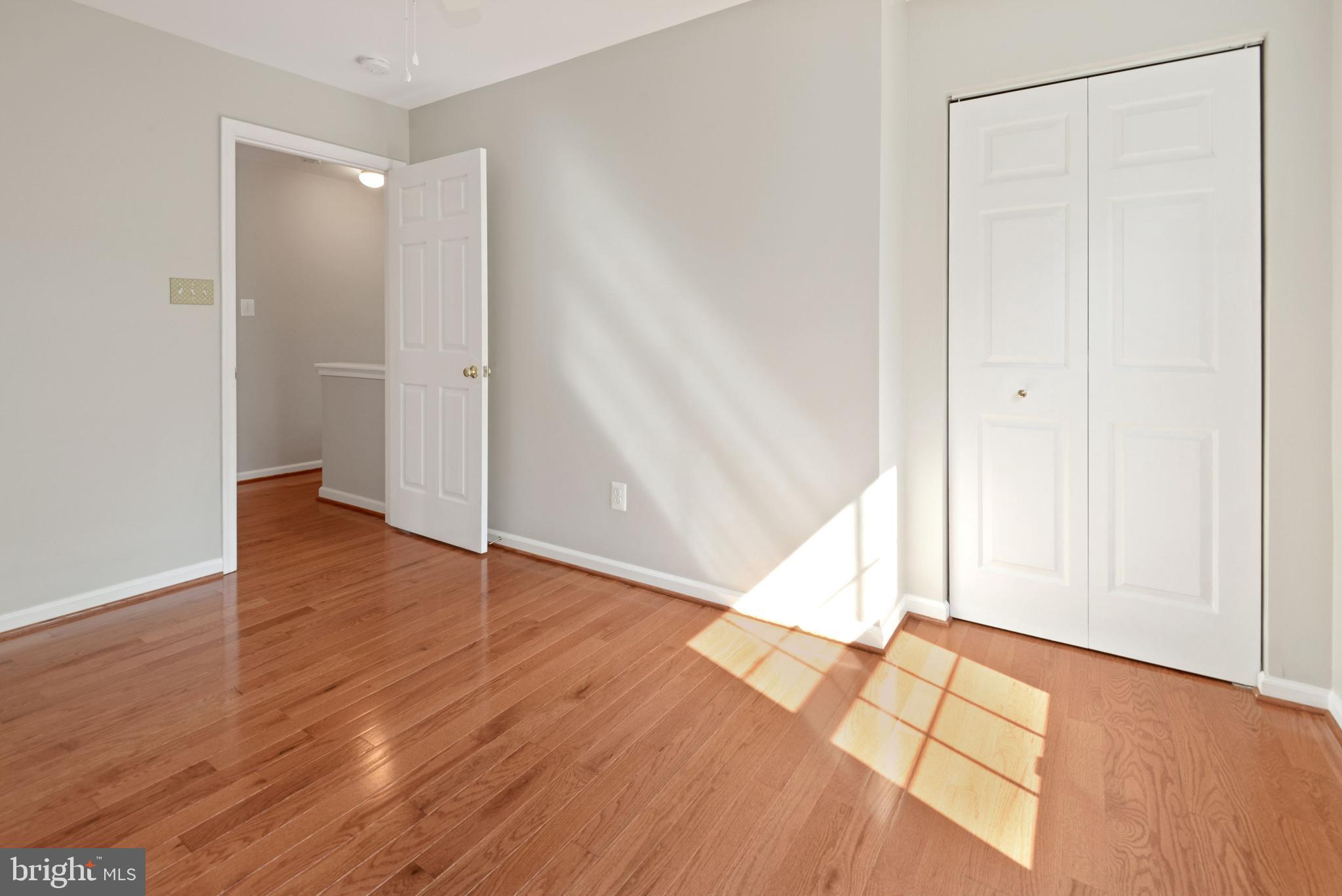 SOUTH RIDING - Residential