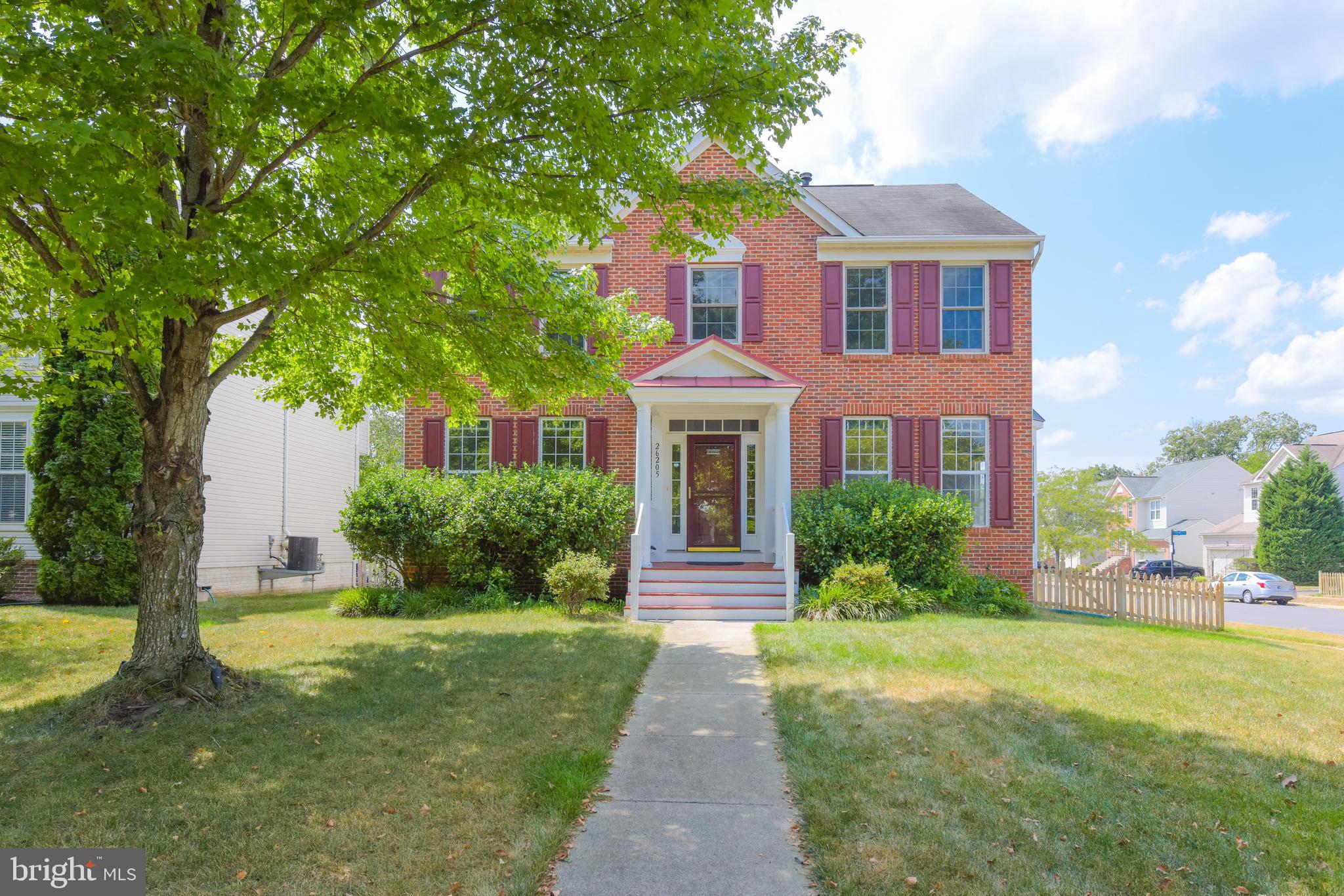 SOUTH RIDING - Residential