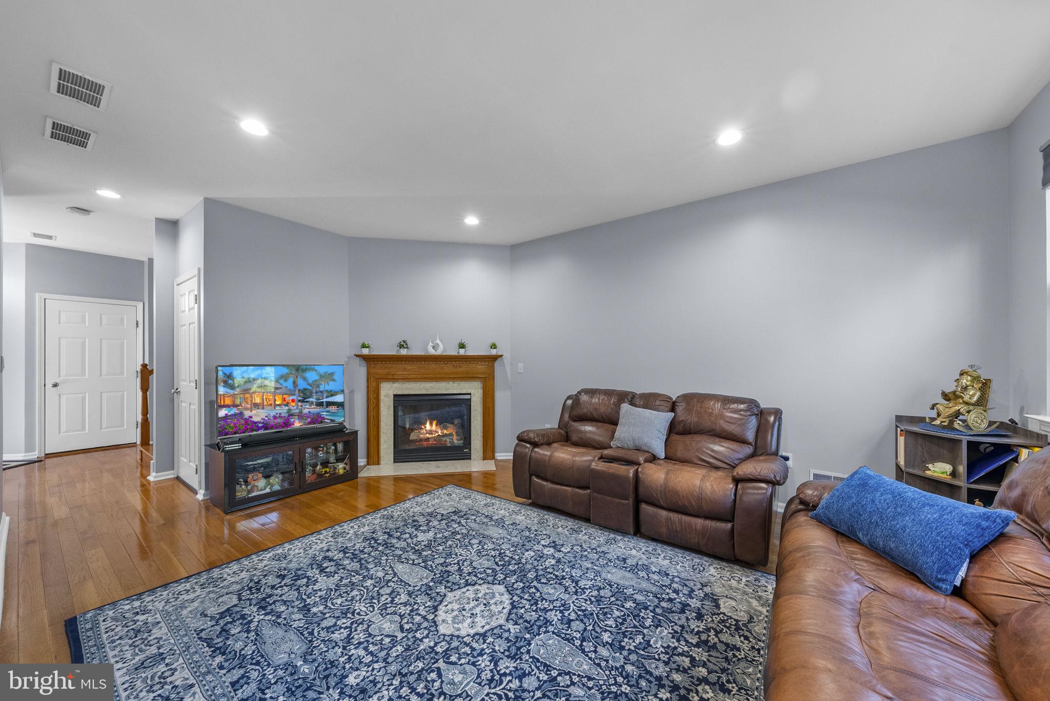 3 RIVER BIRCH CIRCLE