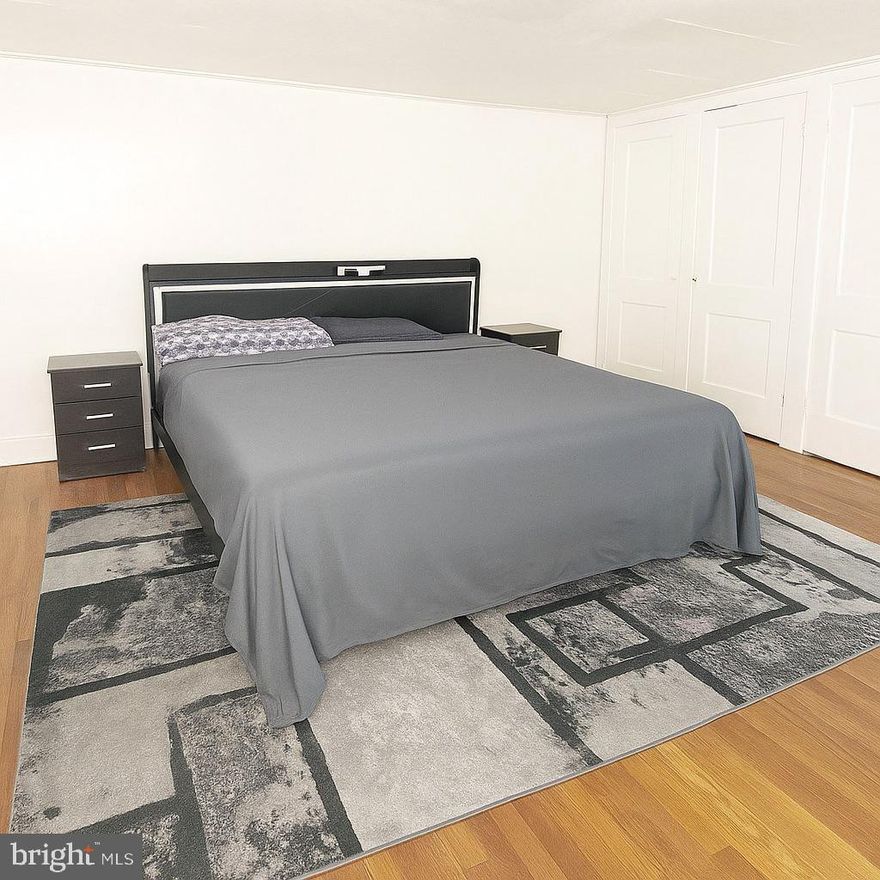 Rarely available 1 bed / 1 bath apartment in the center of New Hope, surrounded by the charm of local boutiques, fine dining, arts, and river activities. Well-maintained, separate living and bedroom space. One parking space out back (hot commodity in New Hope!) Steps from the towpath and a very short distance to Lambertville, enjoy all that Bucks County has to offer.