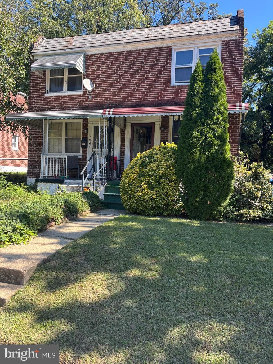 Buyer financing fell through! Great starter home or easy fixer upper! ARV $210K- $250K ! Seller will review all offers. Charming twin/semi-detached colonial style 3BDR 2BA  home with walkout basement, fenced yard, and hardwood floors in the desirable Westfield neighborhood. With a total finished area of 1344sq. ft. , this property offers a fully finished basement, providing additional living space or potential rental income. Situated in a well-established community, this property benefits from proximity to local amenities, transportation options, and schools for all ages elementary through highschool. The on-street parking adds convenience for residents and guests alike. Seize the chance to invest in a property that combines classic charm with modern potential. This is not just a home; it's a strategic investment waiting for your vision. Inquire TODAY!