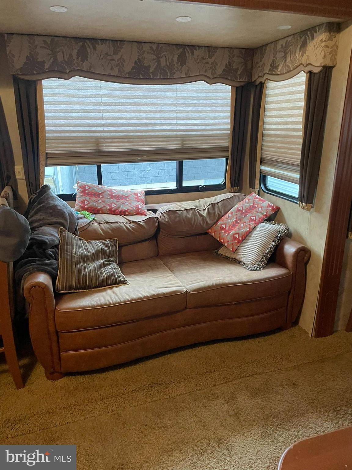 INDIAN ACRES - Residential