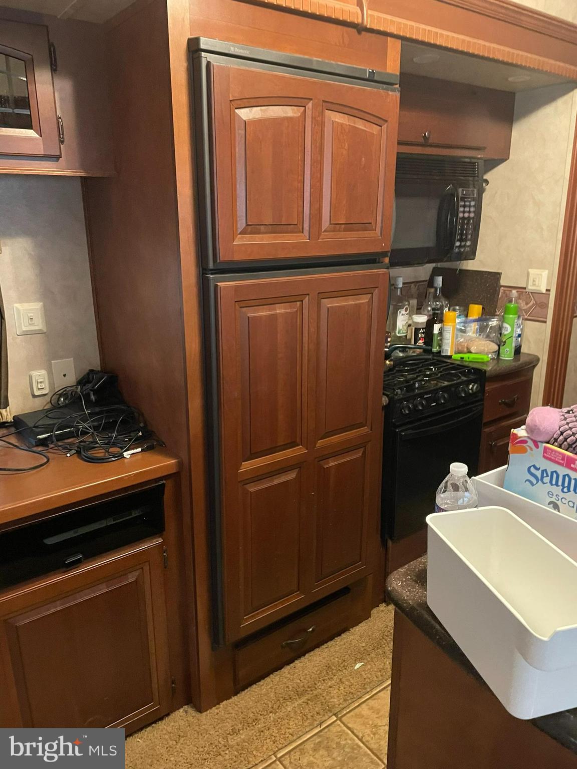 INDIAN ACRES - Residential