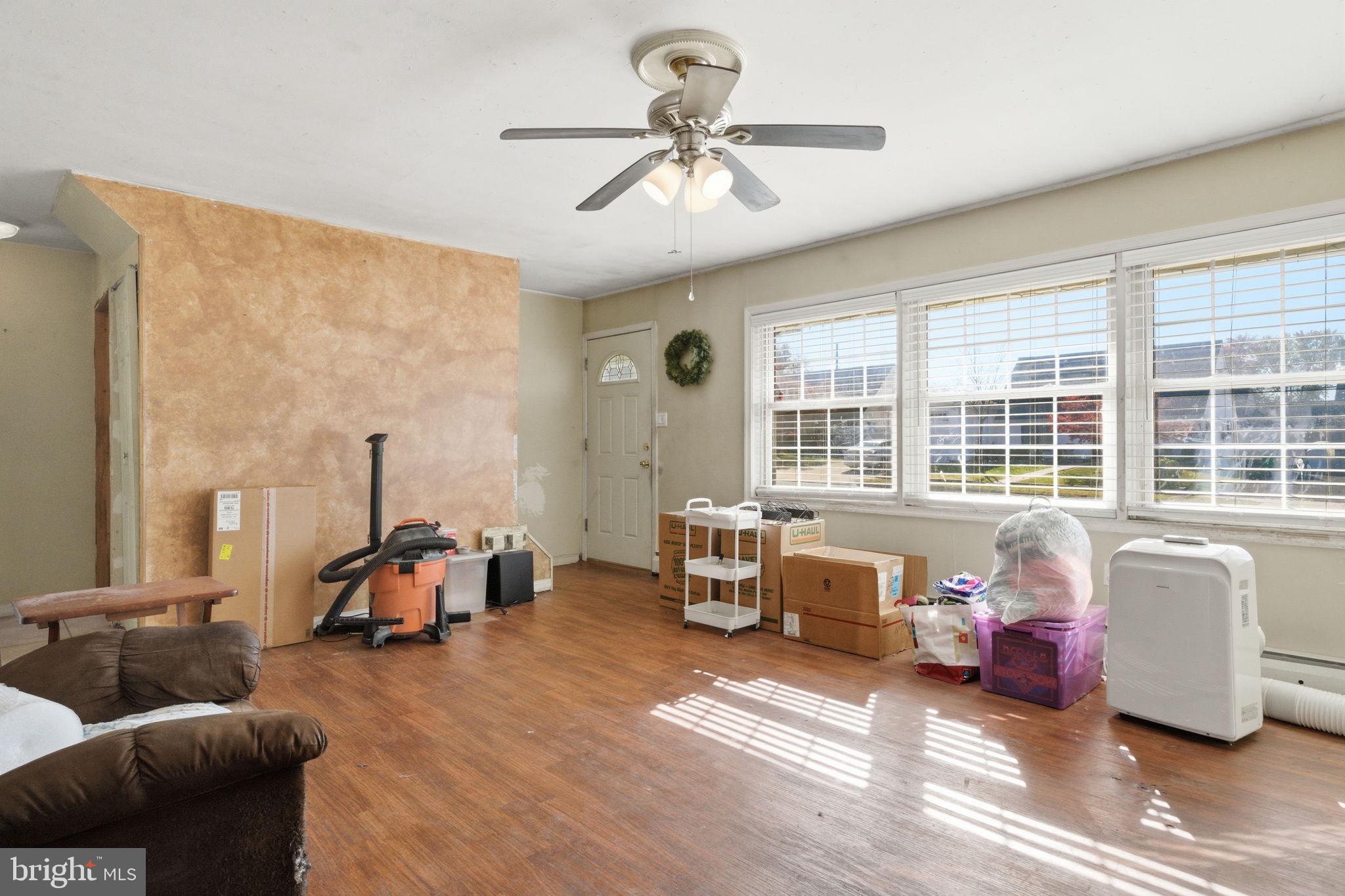 MILL CREEK FALLS - Residential