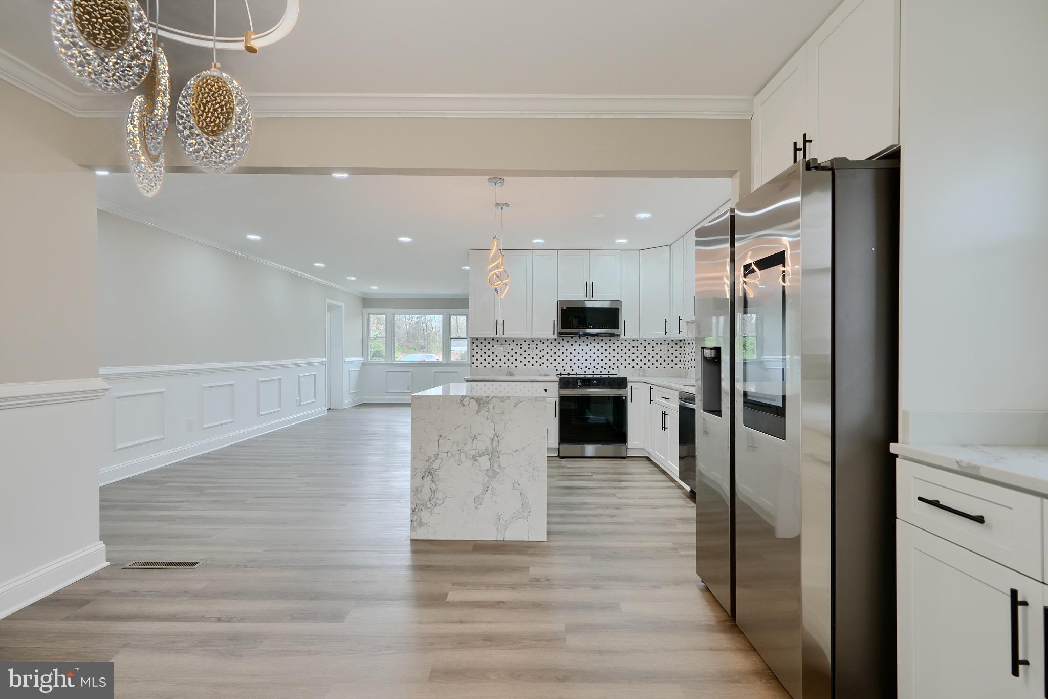 MARTIN & KNAPP - Residential