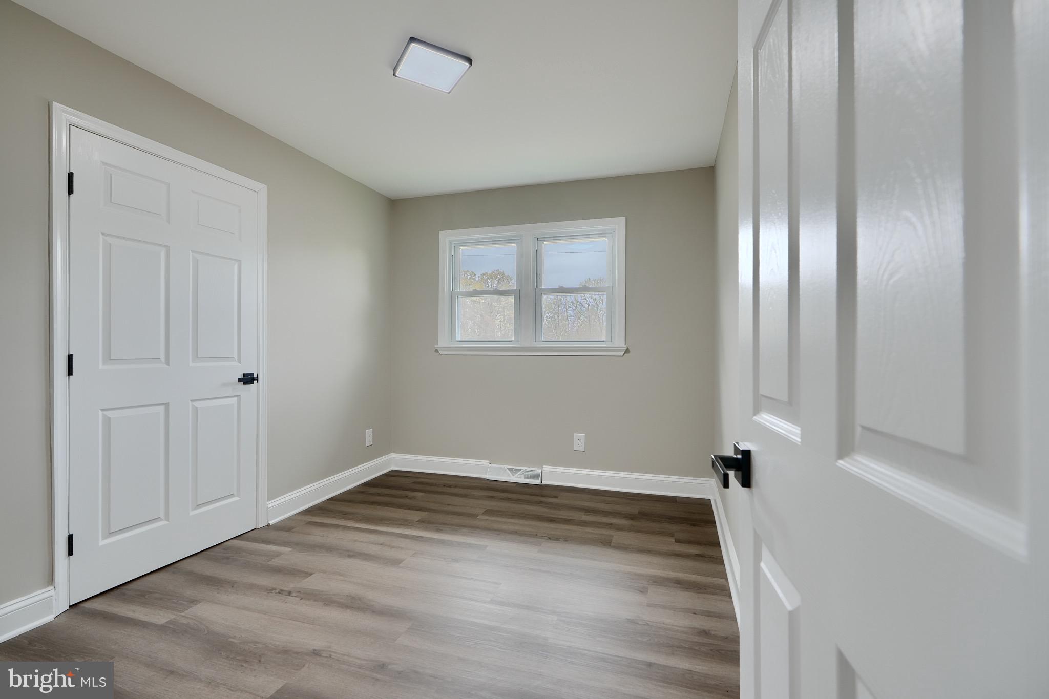 MARTIN & KNAPP - Residential