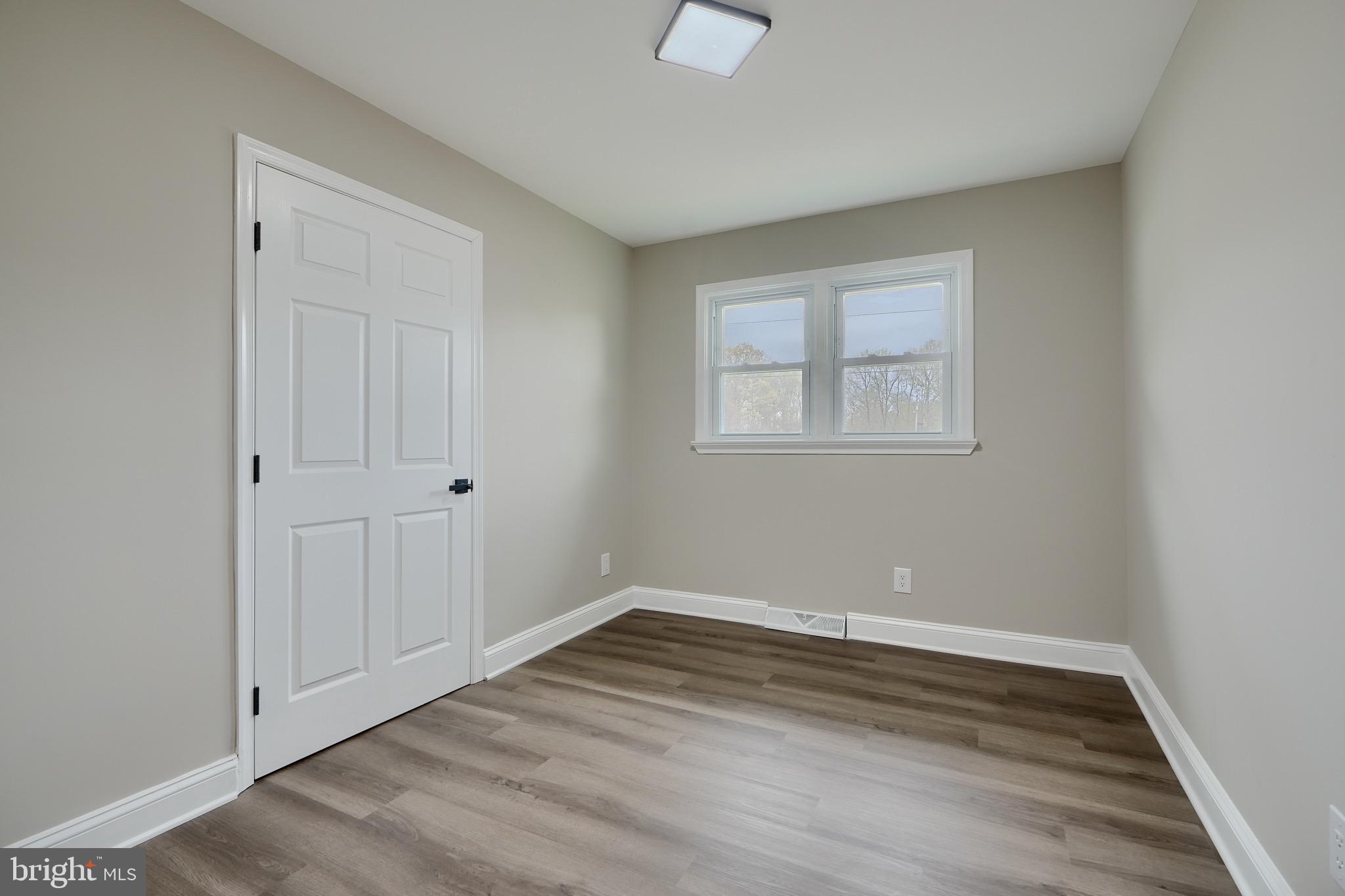 MARTIN & KNAPP - Residential