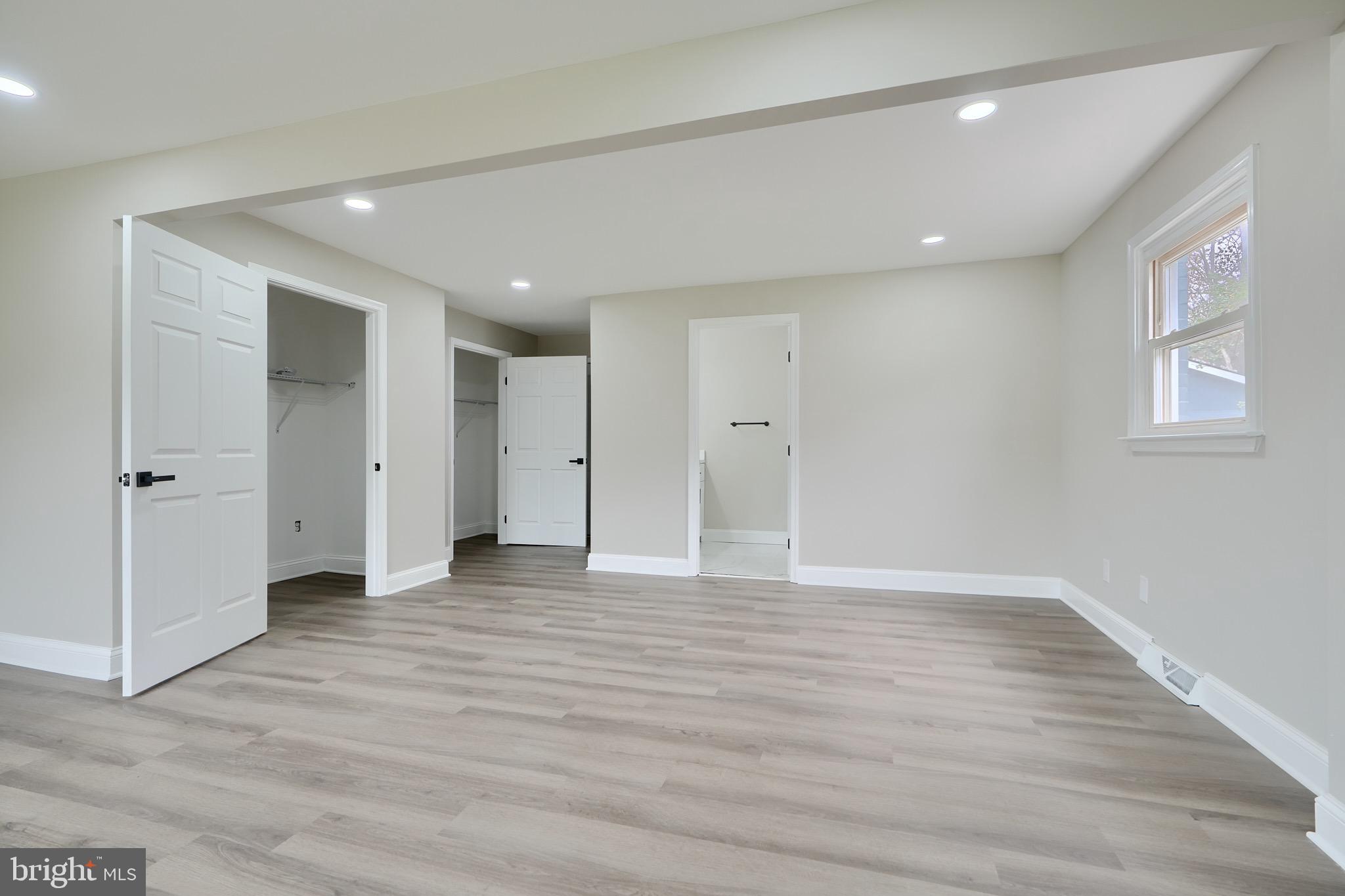 MARTIN & KNAPP - Residential