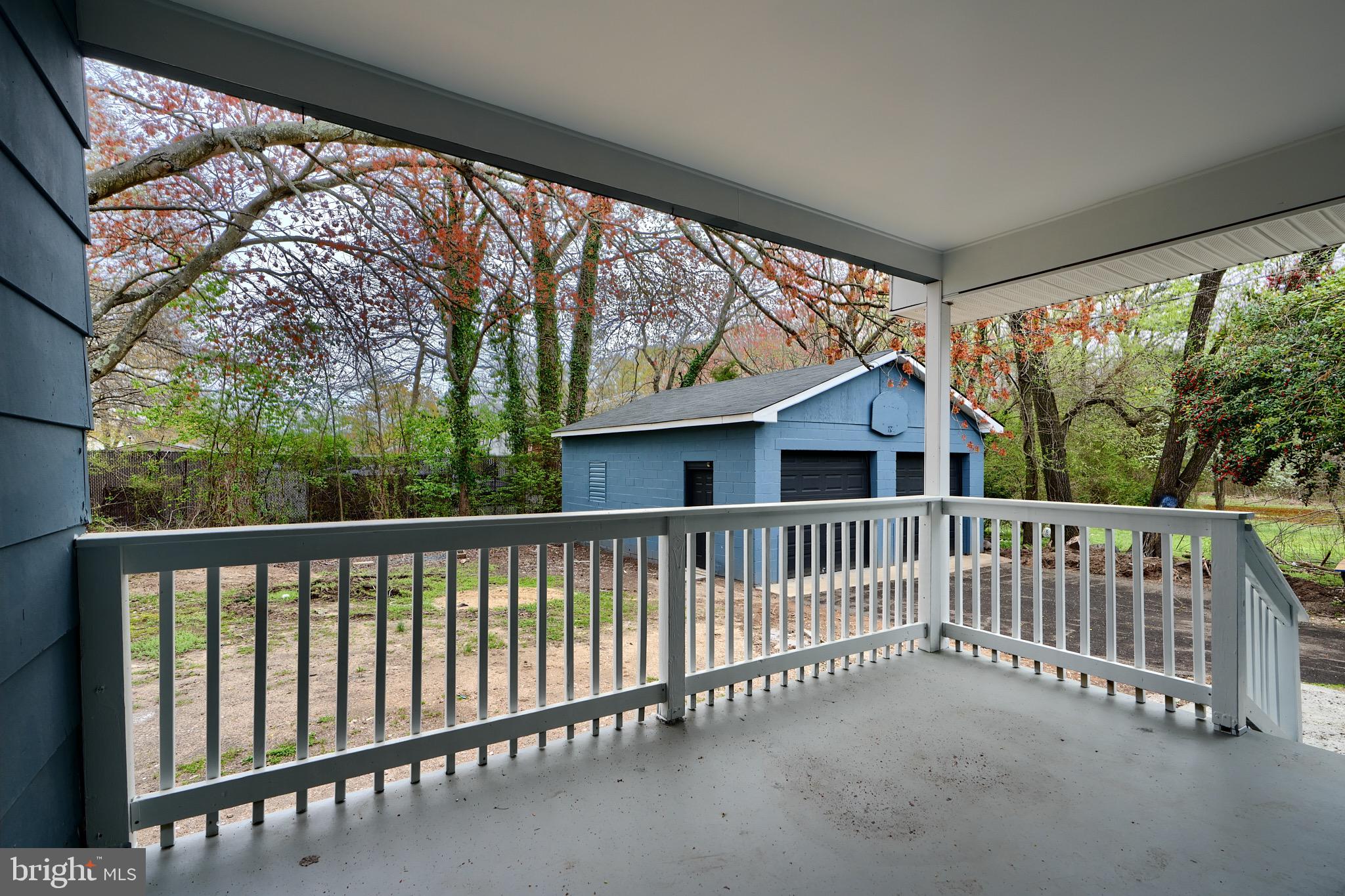 MARTIN & KNAPP - Residential