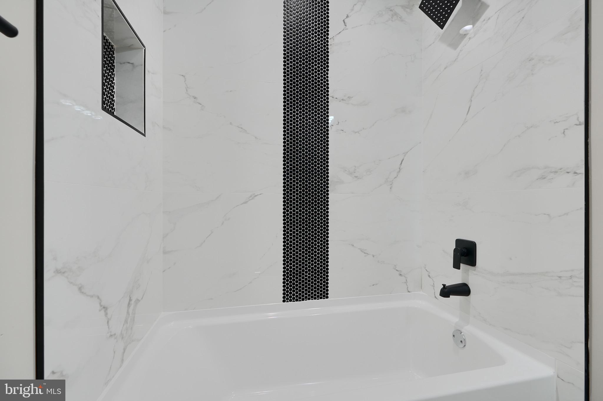 MARTIN & KNAPP - Residential