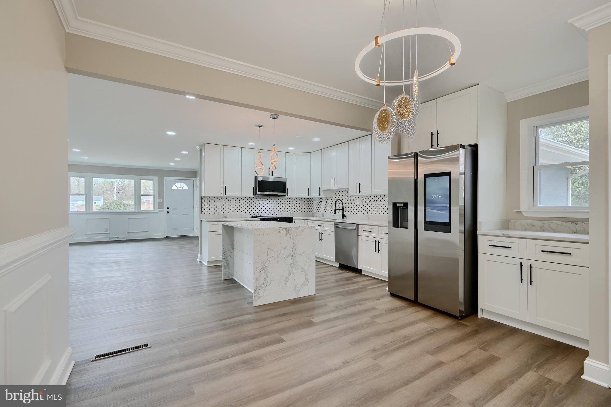 MARTIN & KNAPP - Residential