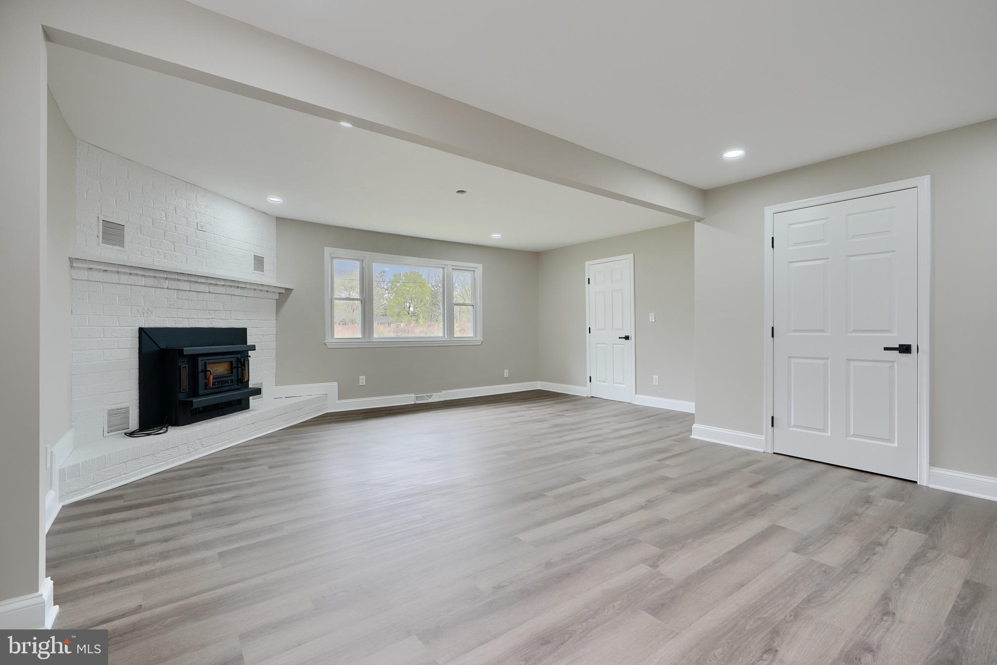 MARTIN & KNAPP - Residential