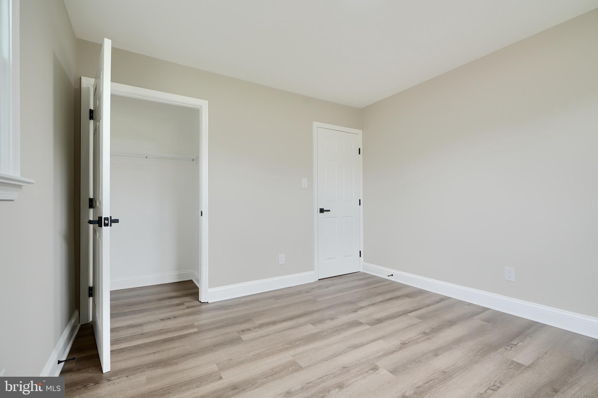 MARTIN & KNAPP - Residential