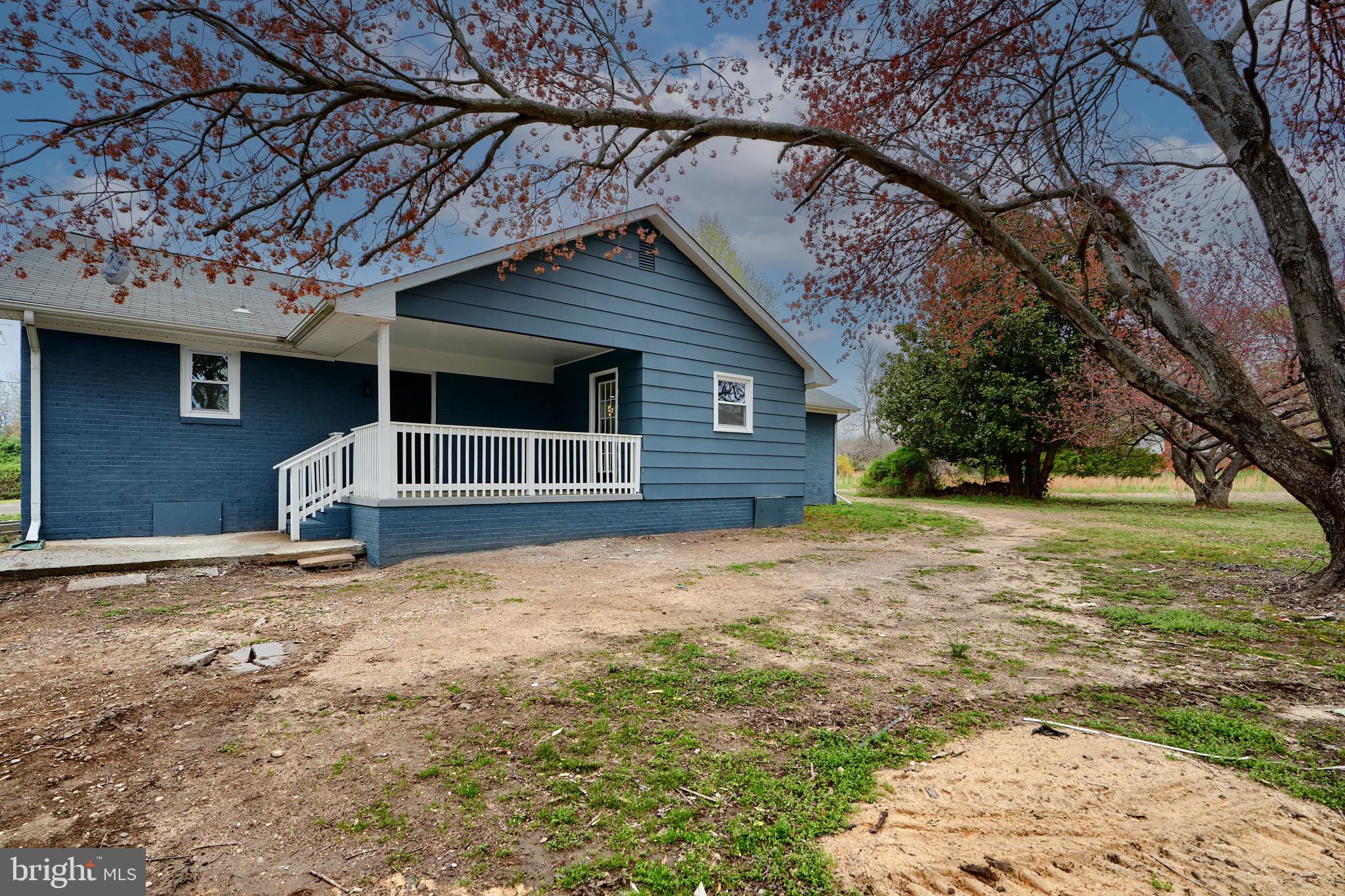 MARTIN & KNAPP - Residential