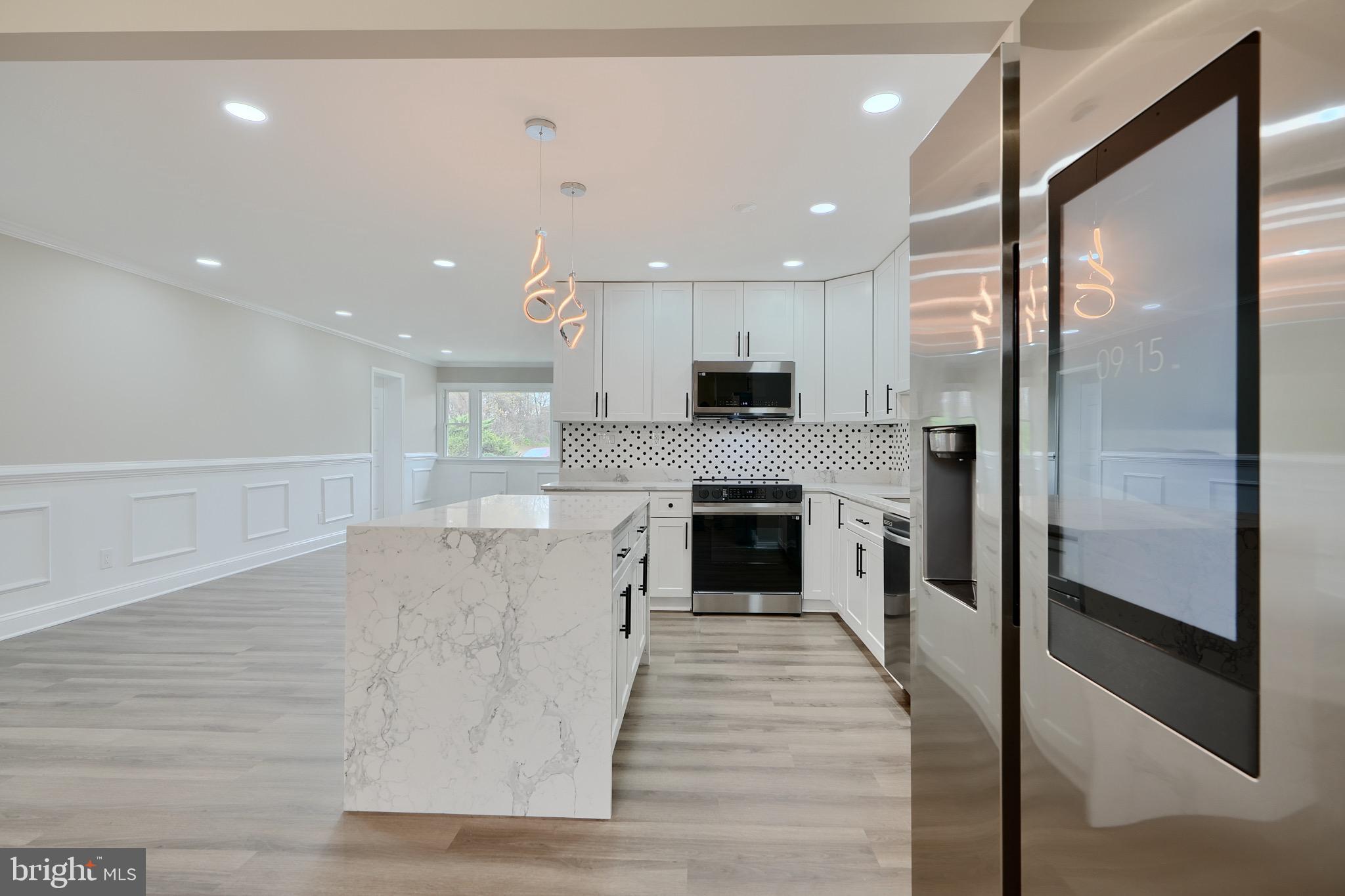 MARTIN & KNAPP - Residential