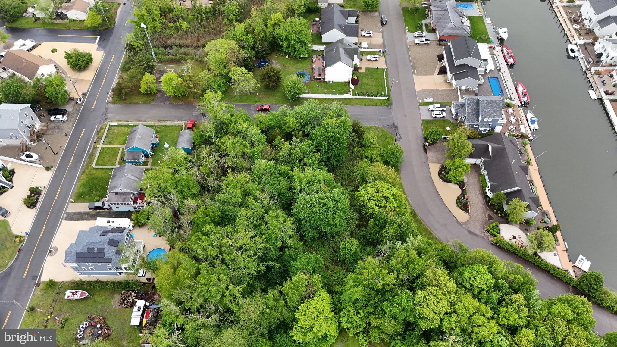 2 ANCHOR DRIVE