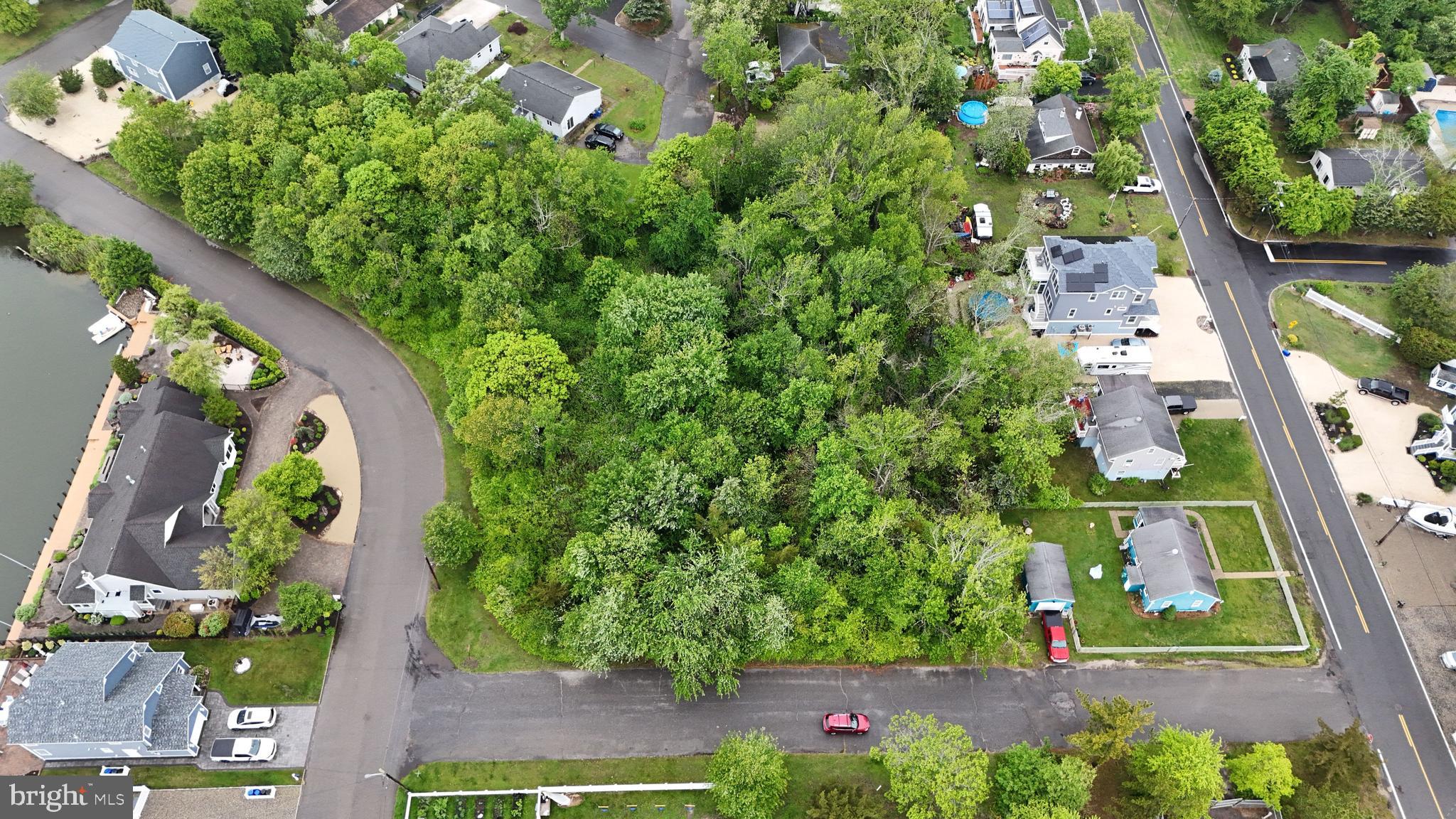 2 ANCHOR DRIVE