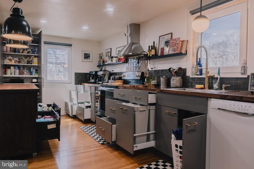 SPEEDWAY - Residential