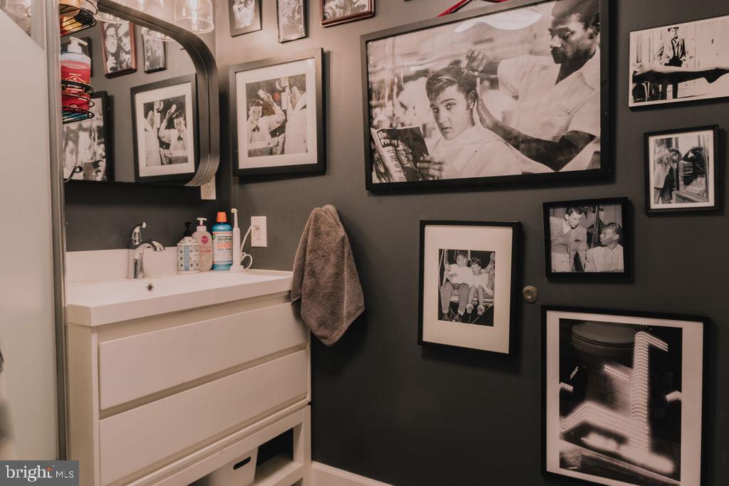 SPEEDWAY - Residential