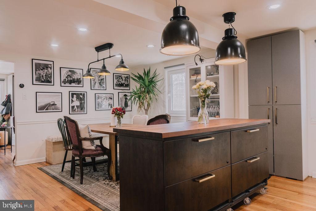 SPEEDWAY - Residential