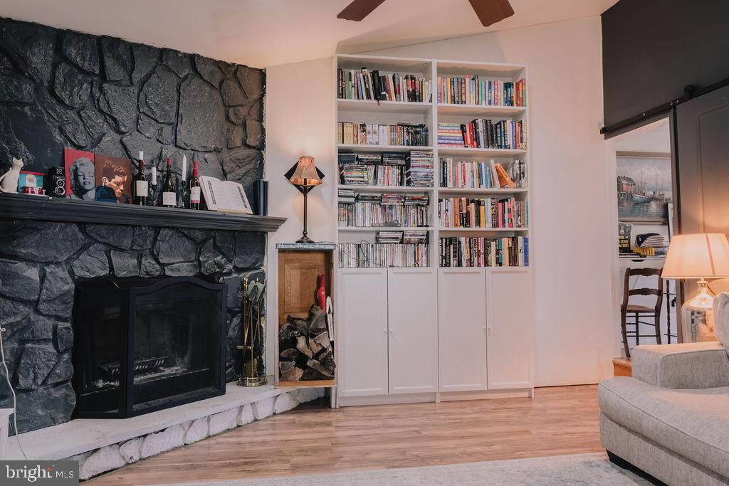 SPEEDWAY - Residential