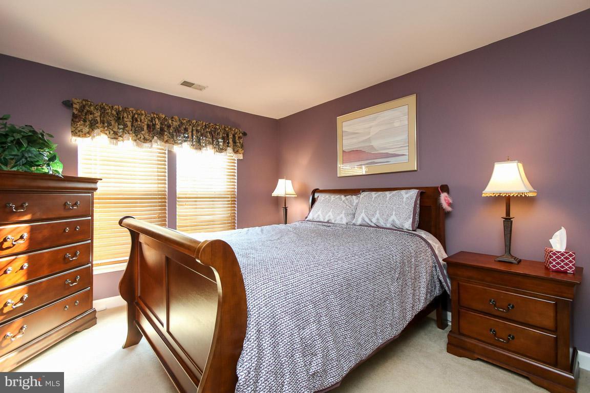 WAVERLY WOODS - Residential