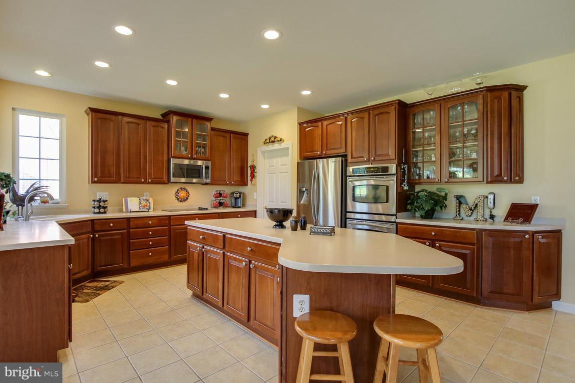 WAVERLY WOODS - Residential