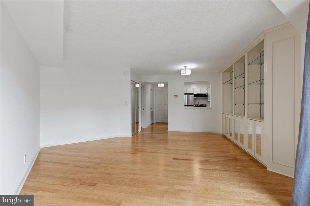 2100 LANGSTON BOULEVARD 431