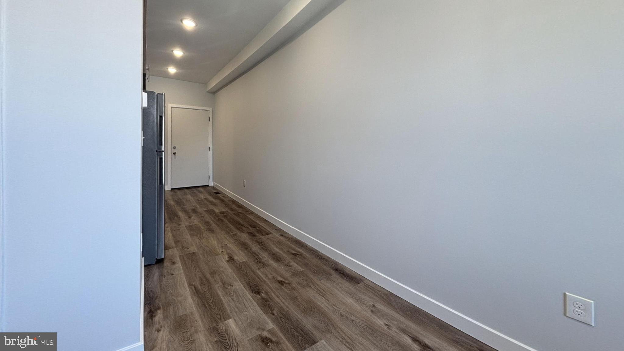 4217 MANTUA AVENUE B