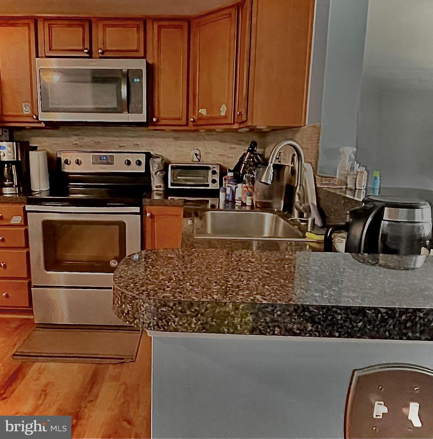 RESERVOIR RIDGE - Residential Lease