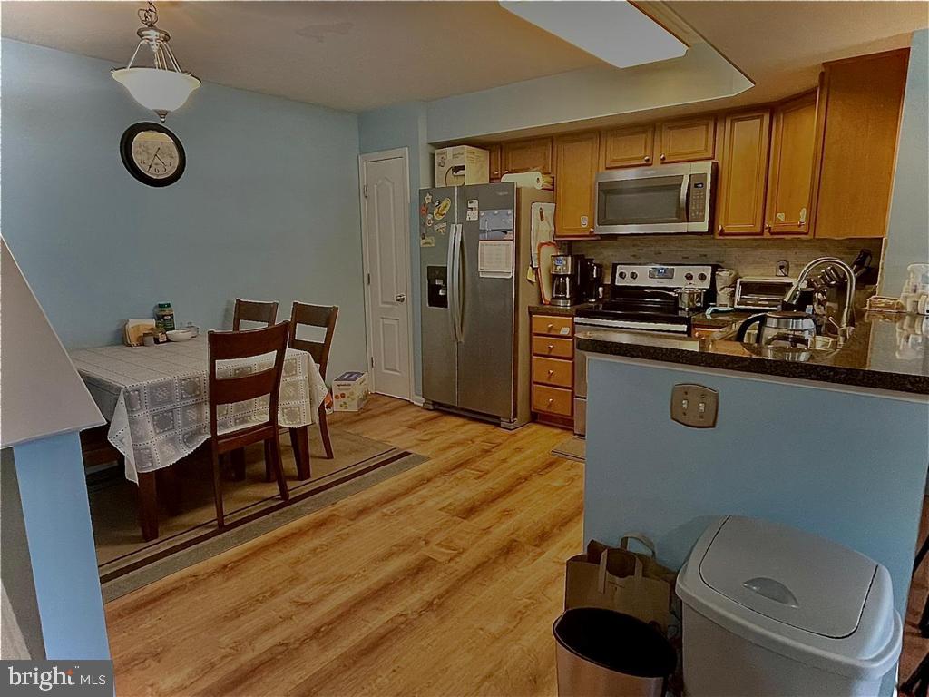 RESERVOIR RIDGE - Residential Lease