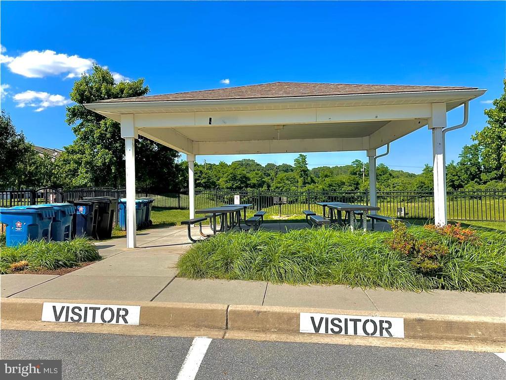 RESERVOIR RIDGE - Residential Lease