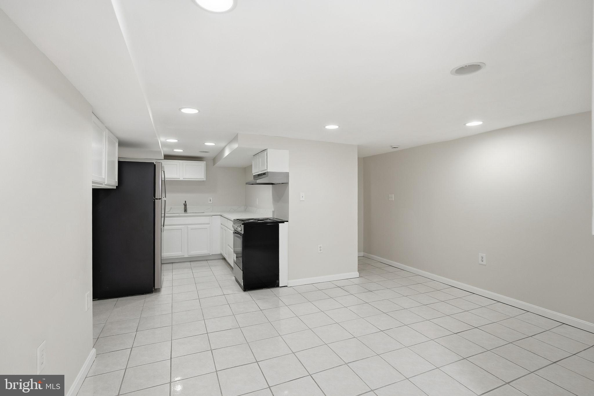 58 QUINCY PLACE NE 1