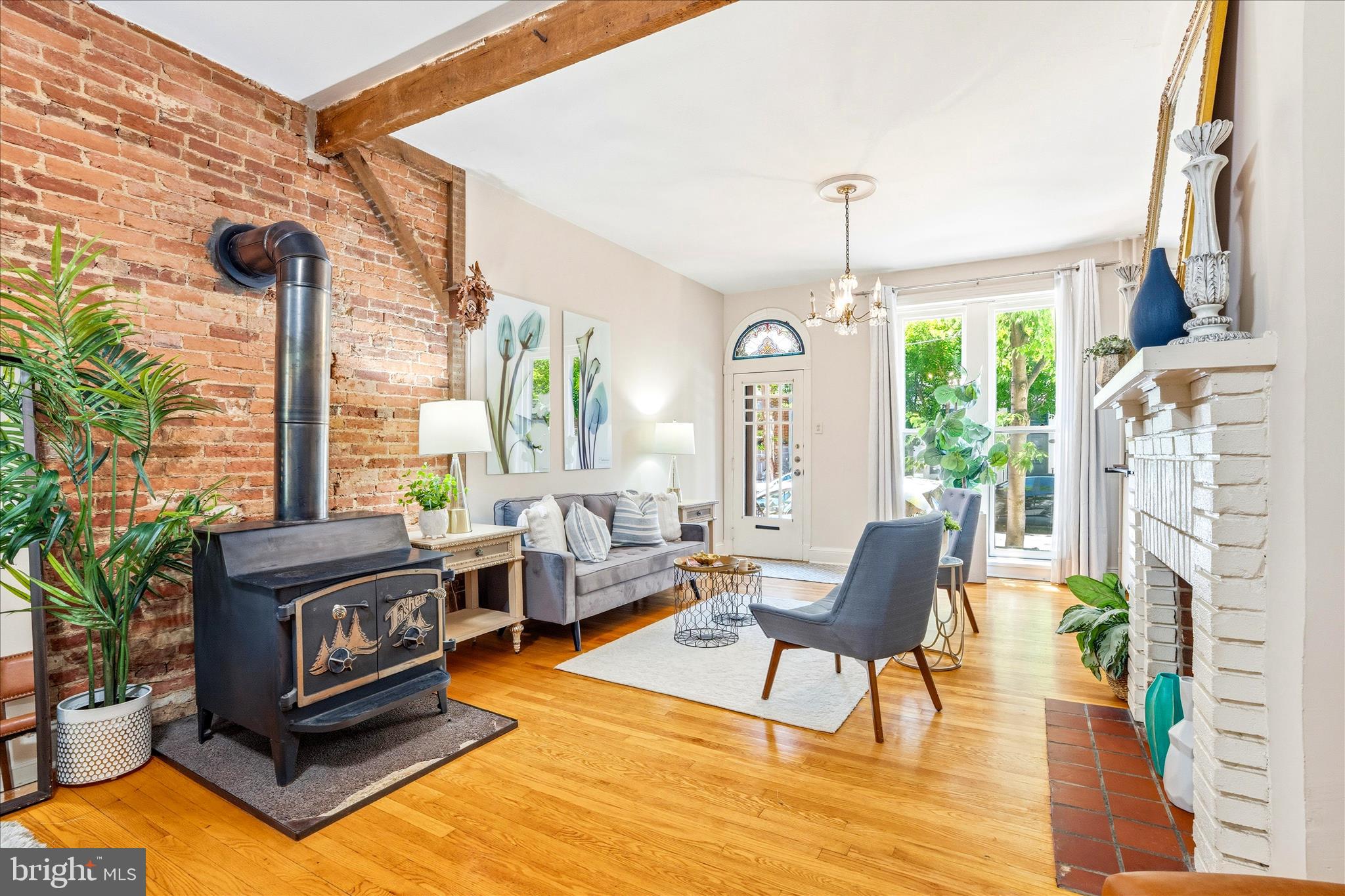 29 E 3RD STREET