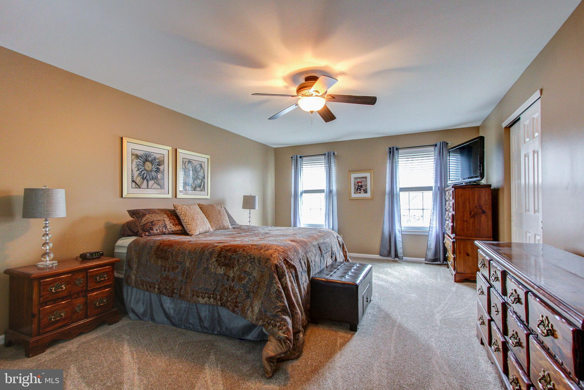MONTGOMERY OAKS - Residential