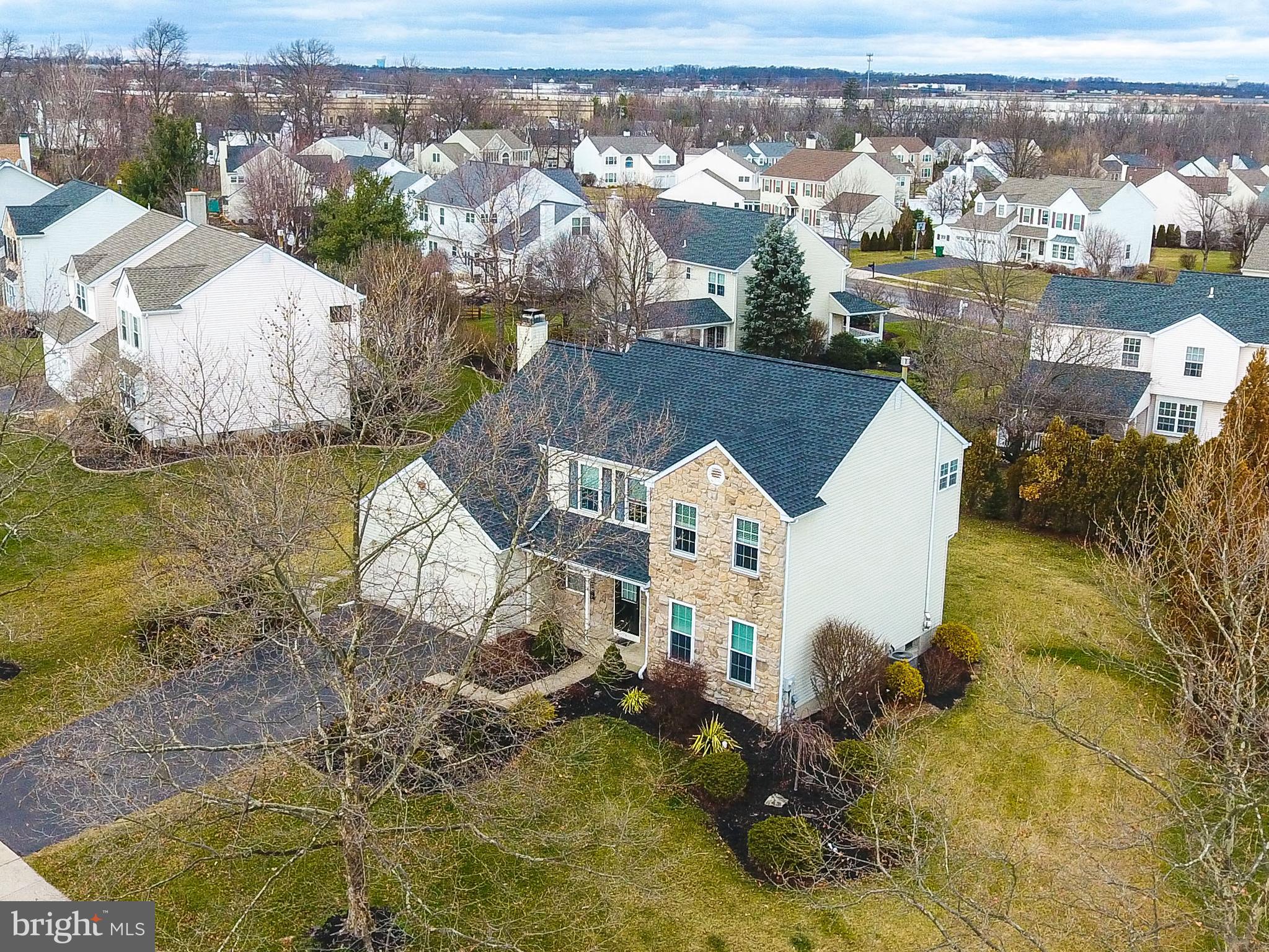 MONTGOMERY OAKS - Residential