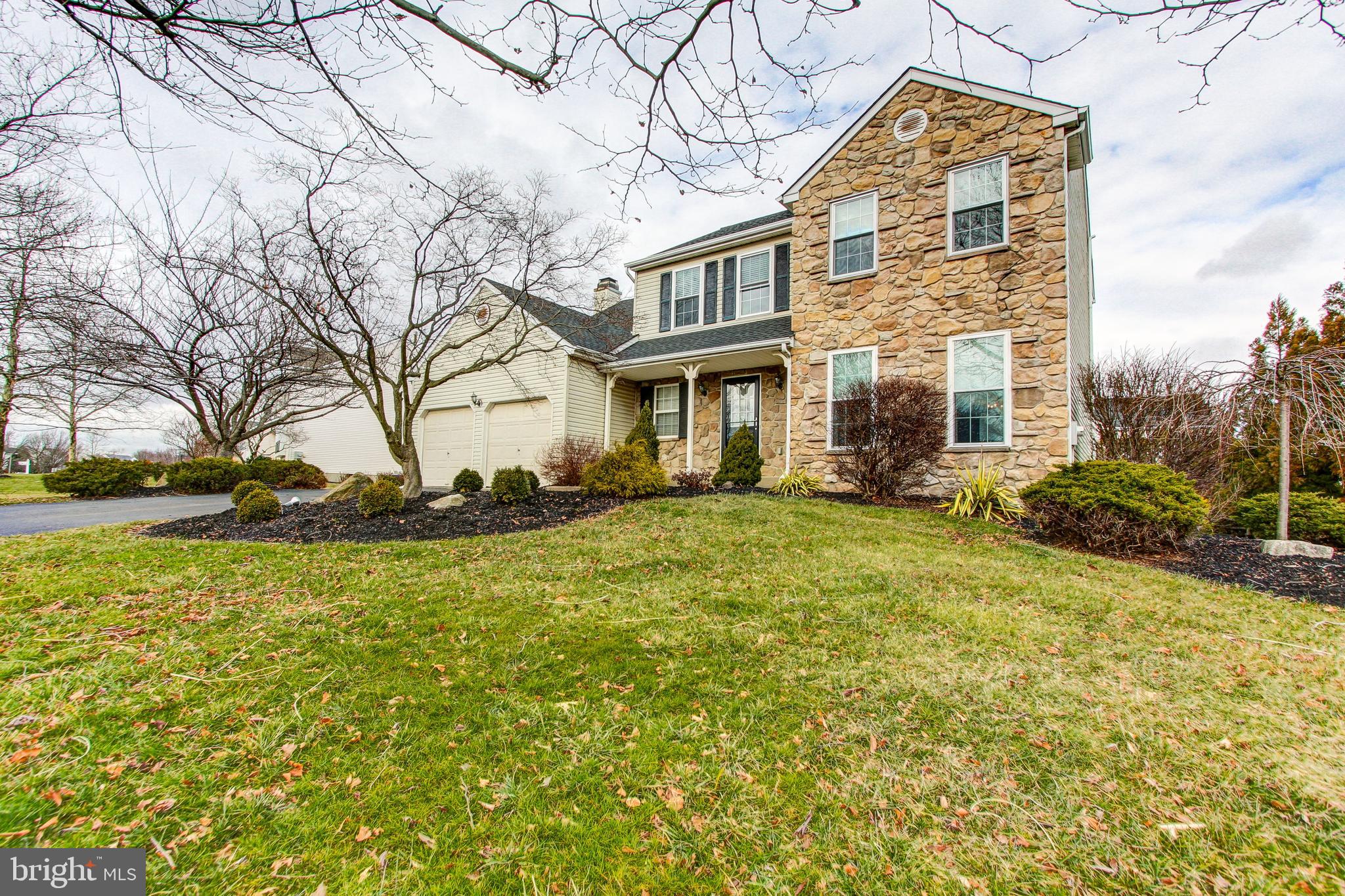 MONTGOMERY OAKS - Residential