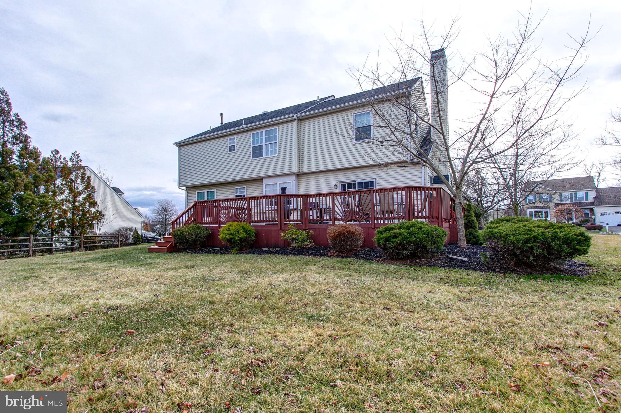 MONTGOMERY OAKS - Residential