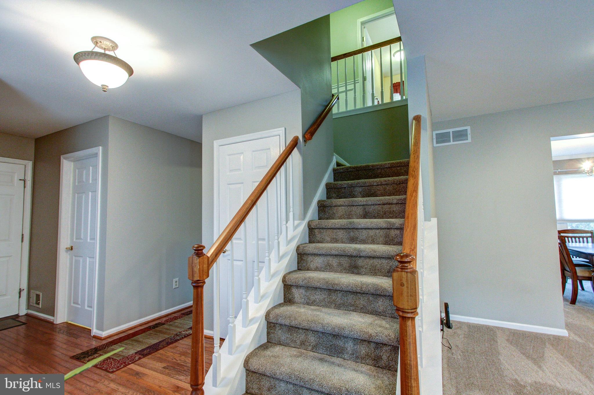 MONTGOMERY OAKS - Residential