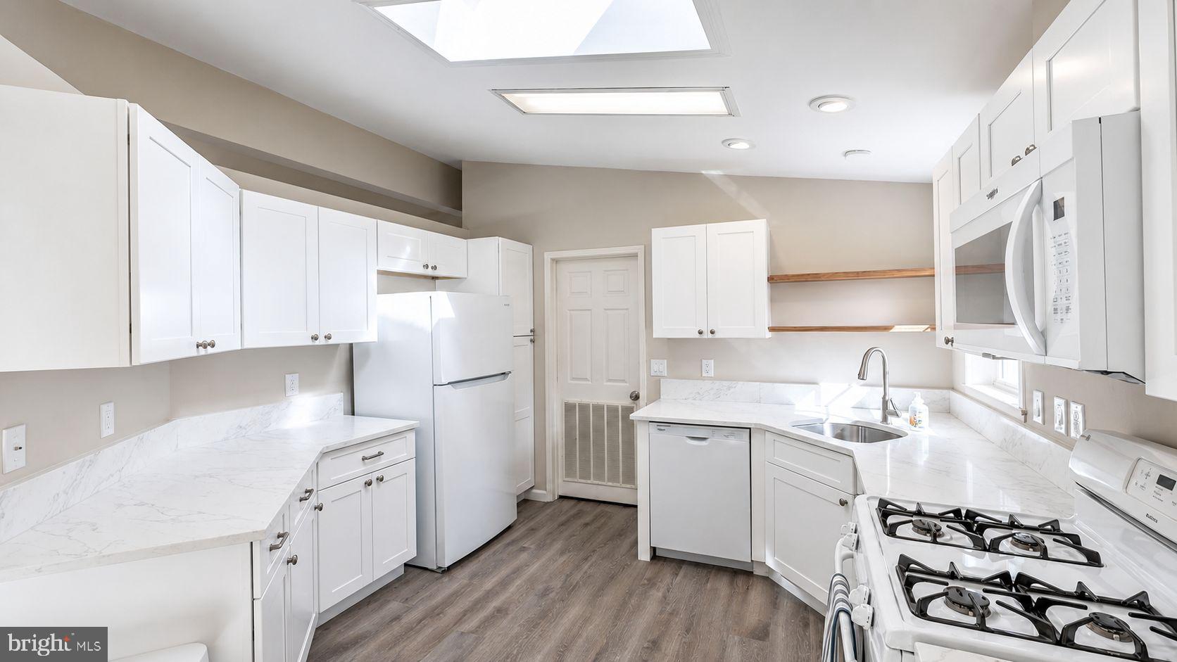 WILLOW RUN - Residential