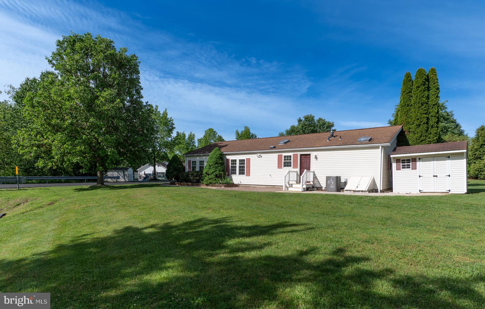 WILLOW RUN - Residential