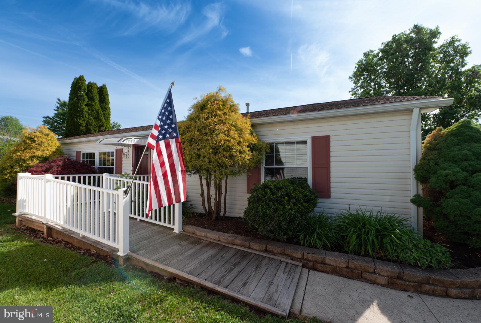 Property Search 201 VILLAGE WAY