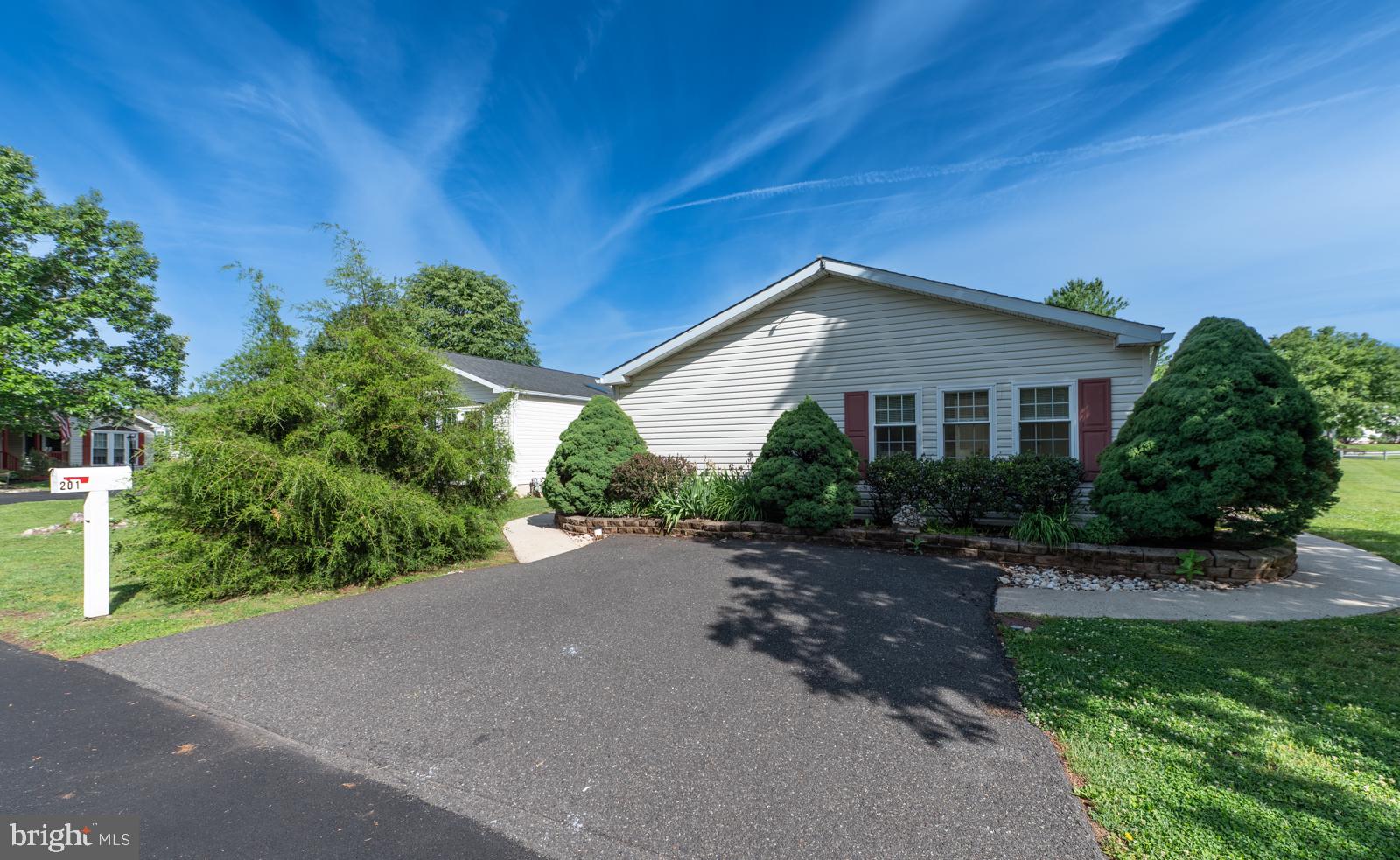 Property Search 201 VILLAGE WAY